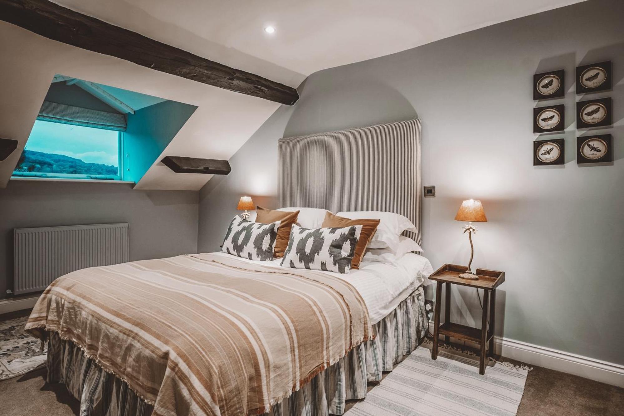 The Hare & Hounds Inn Bowland Bridge Ngoại thất bức ảnh